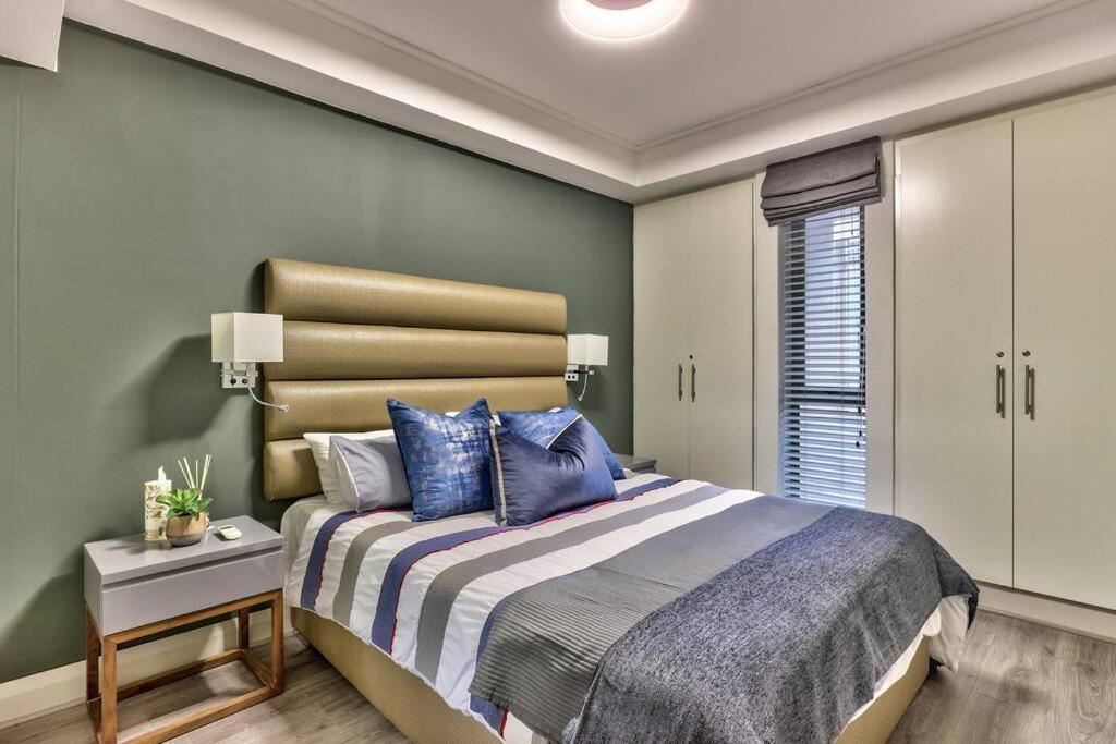 Luxury 1 Bedroom In Canal Quays Appartement *