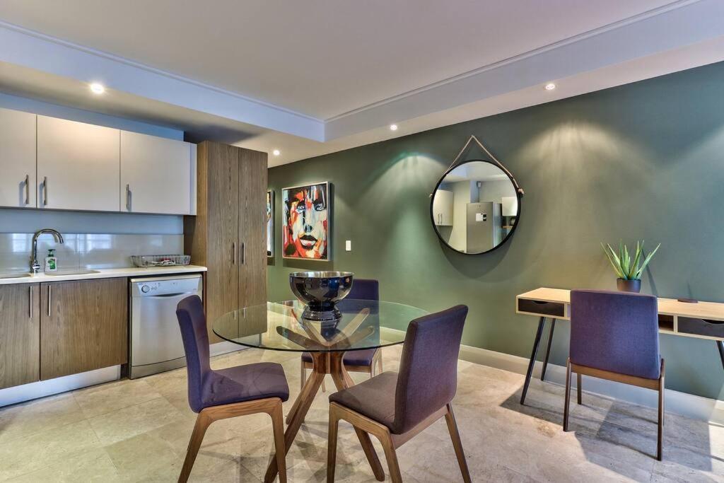 Appartement Luxury 1 Bedroom In Canal Quays Kaapstad